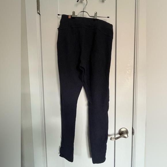 Lunya Restore Thermal Legging - Picture 6 of 6